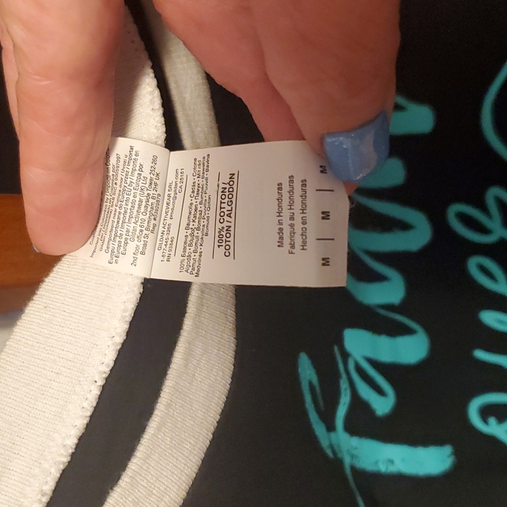Shirt's - Picture 4 of 4